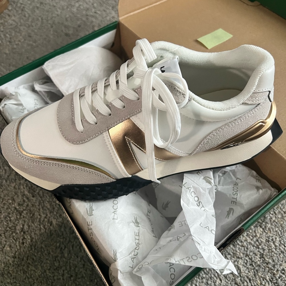 Lacoste Women's Sneakers in White, Gold, and Black